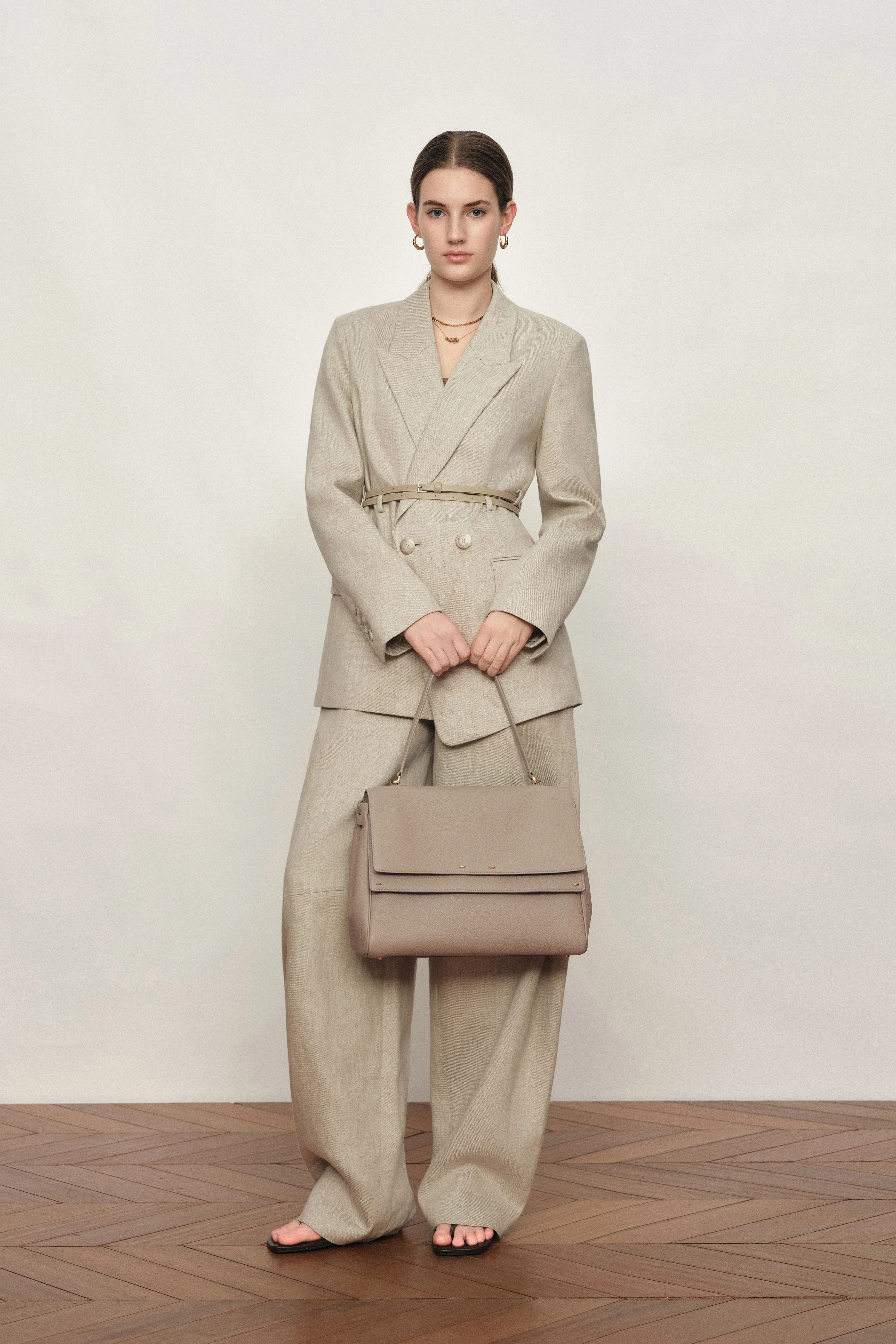 Rialto Double Flap Handbag in Pebble-Grain Top-Grain Cowhide Leather - Image 8