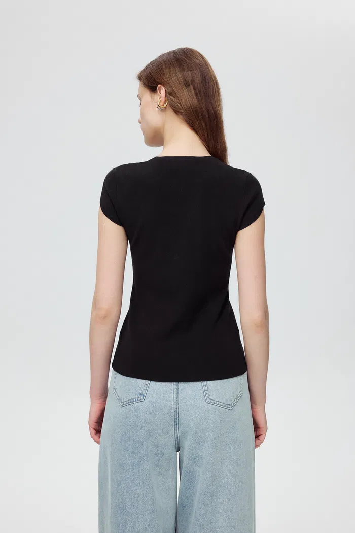 Row Slim Fitt Top in Rayon Blend Knit - Image 5