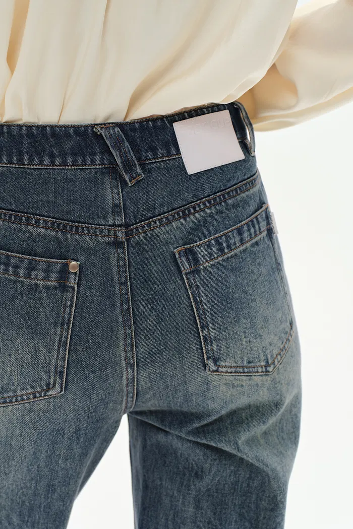Sabrina Washed Jeans in Cotton Denim - Image 9