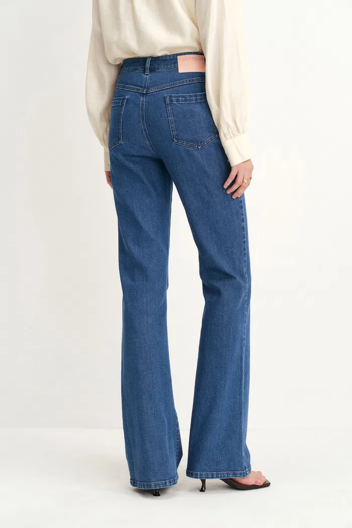 Sarah Five Button Bootcut Jeans in Stretch Denim - Image 4