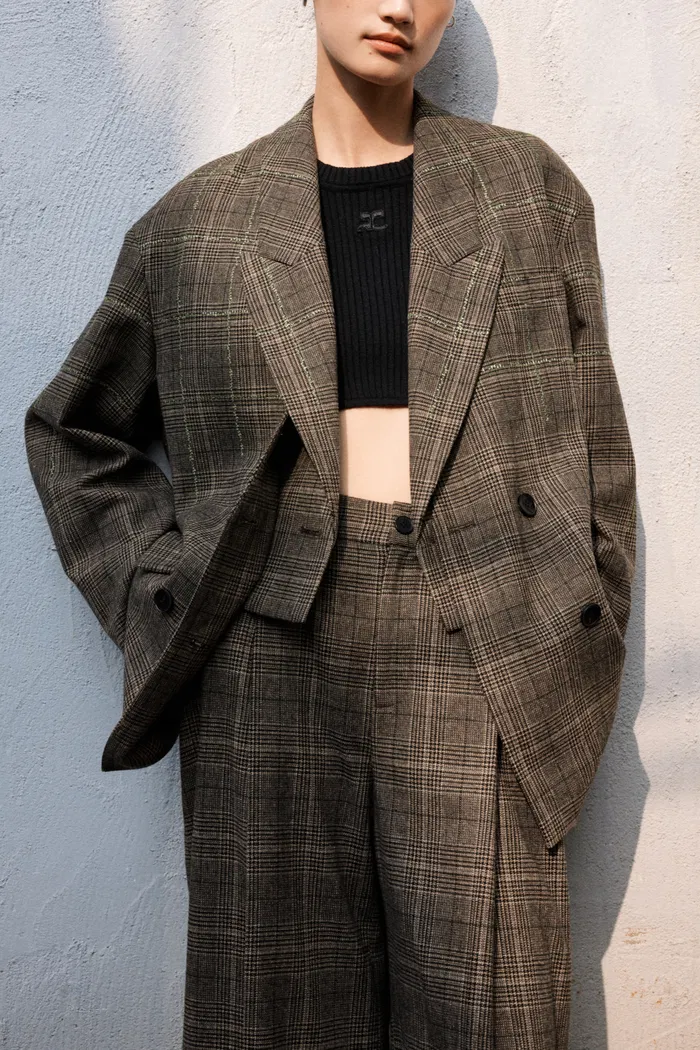 Seera Detachable Collar Plaid Blazer in Wool Blend - Image 6