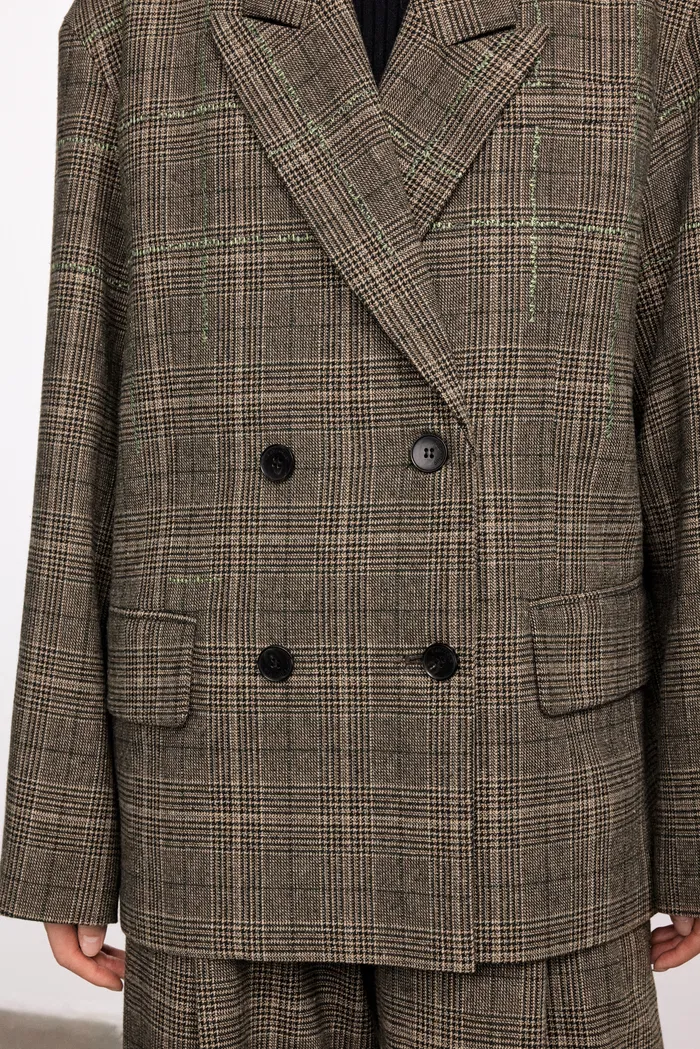 Seera Detachable Collar Plaid Blazer in Wool Blend - Image 7