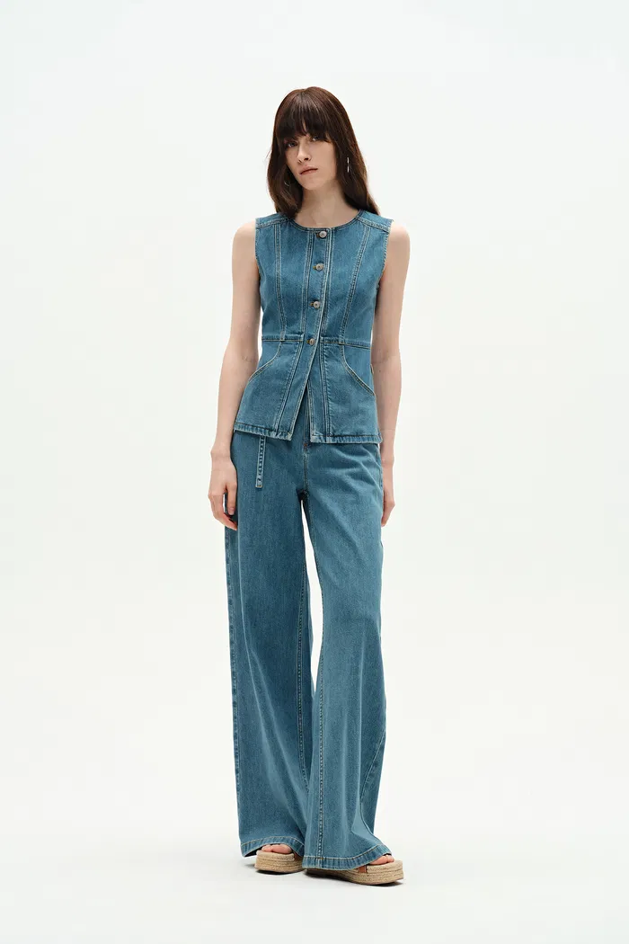 Selena Sleeveless Vest Top in Technical Lyocell Denim - Image 6