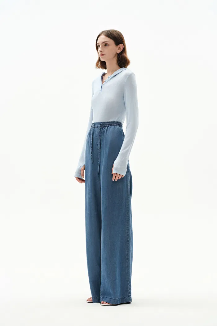 Seren Elastic Waist Wide Leg Jeans in Lyocell Denim - Image 4