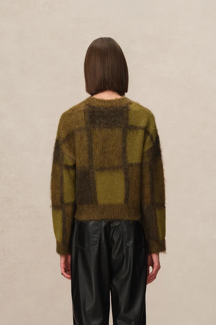 Sibton Checked Cropped Pullover in Baby Alpaca Blend Knit - Image 7