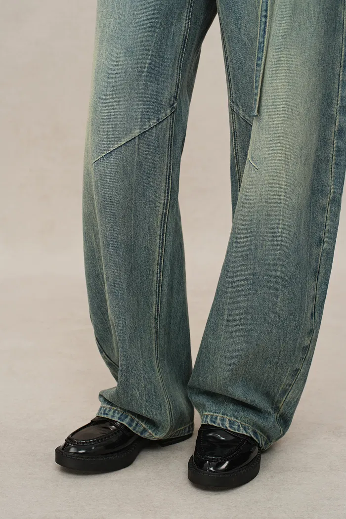 Skylar Denim Tie Belted Barrel Leg Jeans in Washed Cotton Denim - Image 8