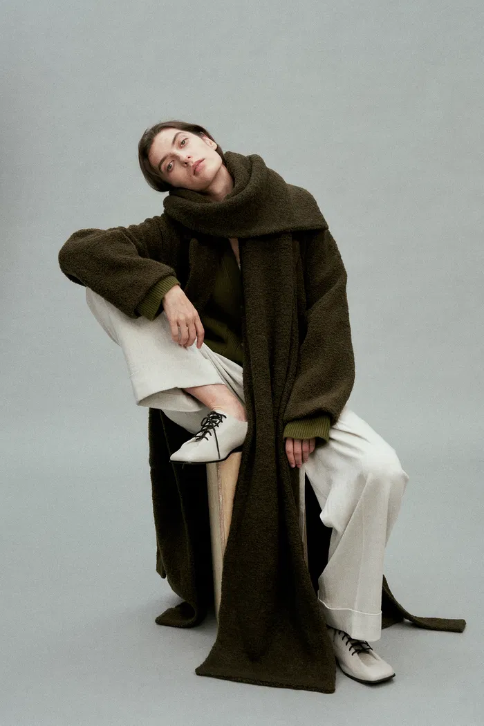 Sofia Double Pocket Cardigan in Merino-Cashmere Blend Knit - Image 3