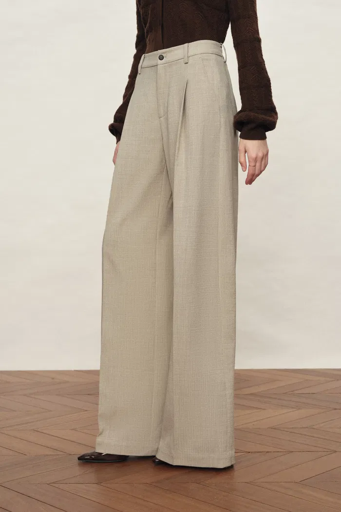 Solo Baggy Pants in Linen Style Blend - Image 3