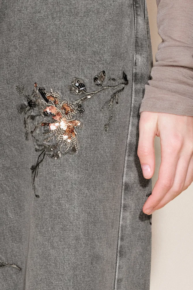 Star Straight Leg Jeans in Beaded Cotton Denim - Image 8