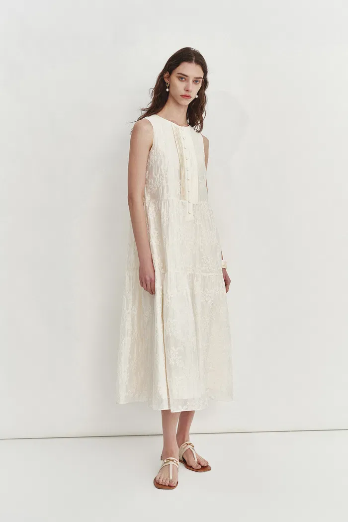 Stella Sleeveless Dress in Lyocell-Linen Embroidery - Image 3