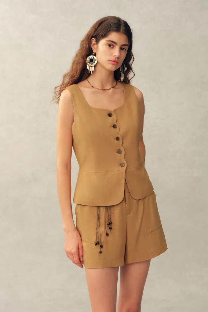Suzane Handwork Stitched Scalloped Trim Sleeveless Top in Linen Blend Suiting - Image 2