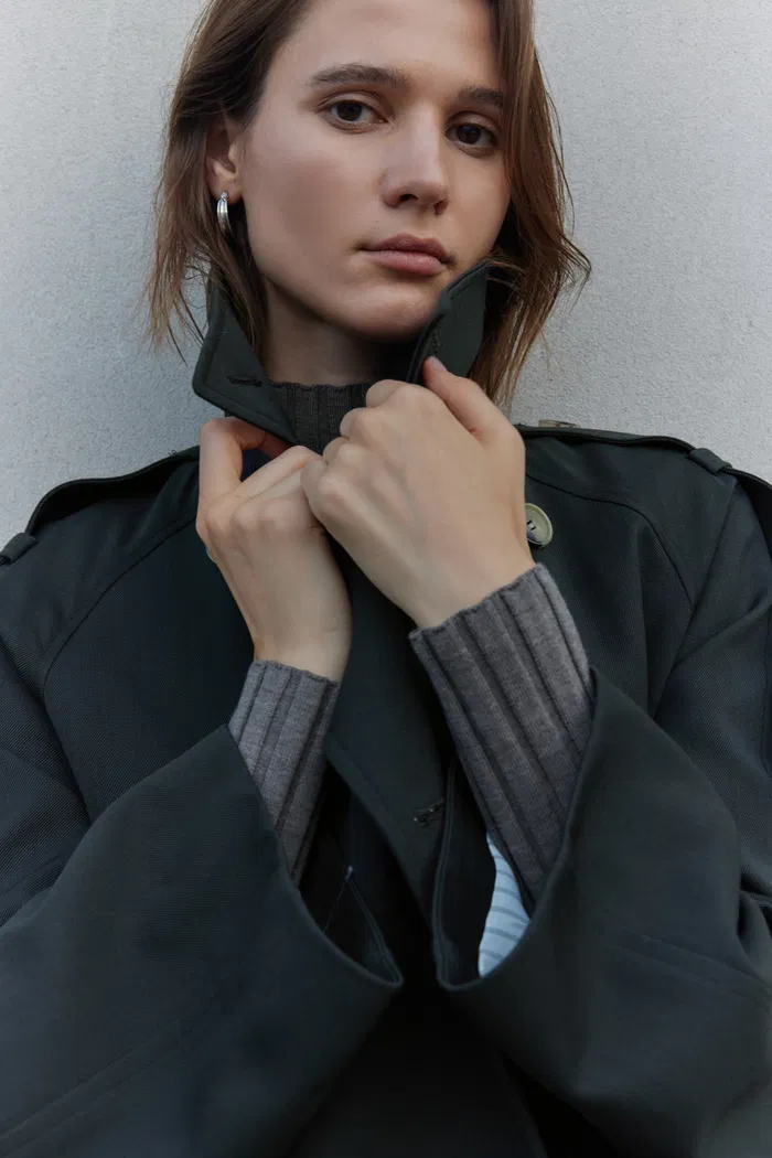 Tadao Trench Coat in Wool Twill Blend - Image 2