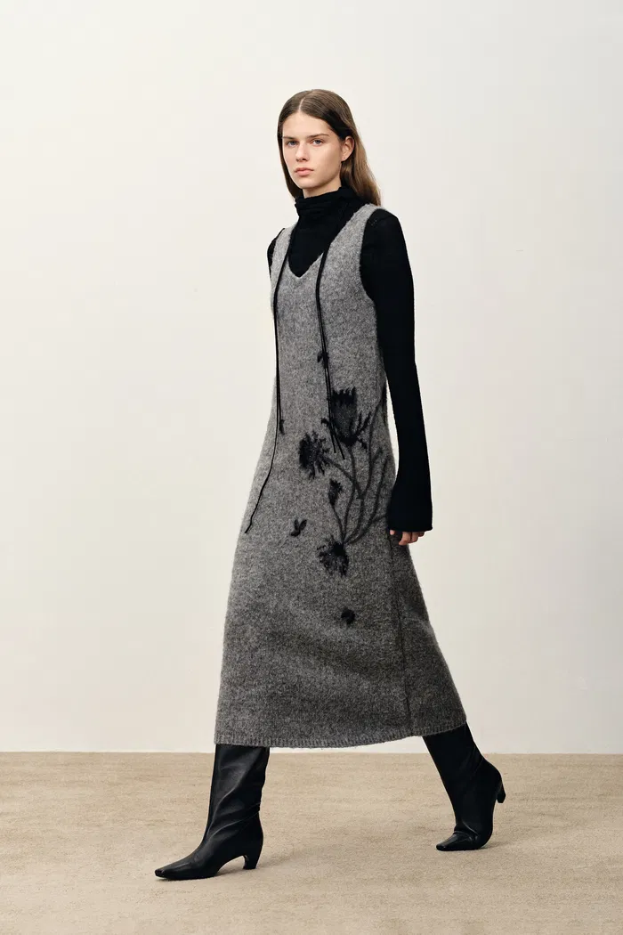 Tania Intarsia Sleeveless Dress in Merino Alpaca Wool Blend Knit - Image 3