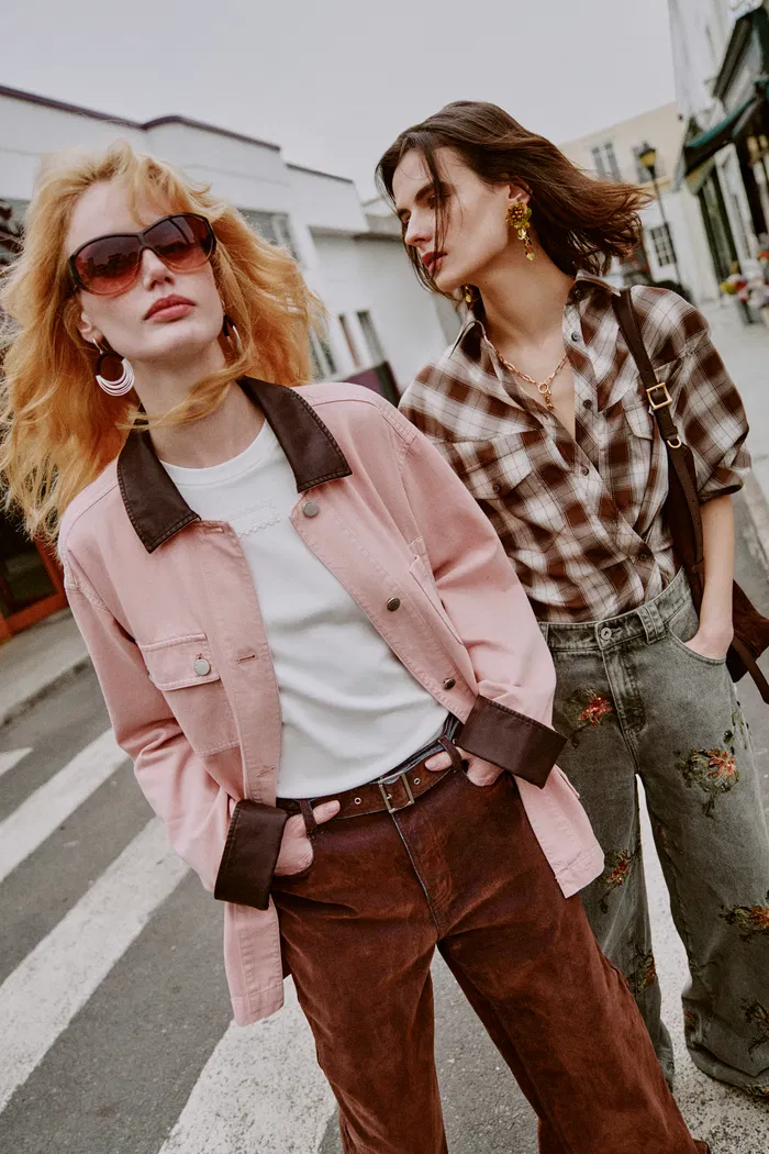 Telmo Dusty Pink Leather Collar Patch Pocket Jacket in Cotton Denim - Image 3