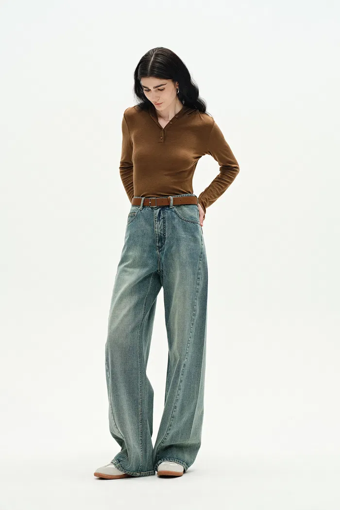 Thais Wide Leg Jeans in Lightweight Cotton Denim - Image 7