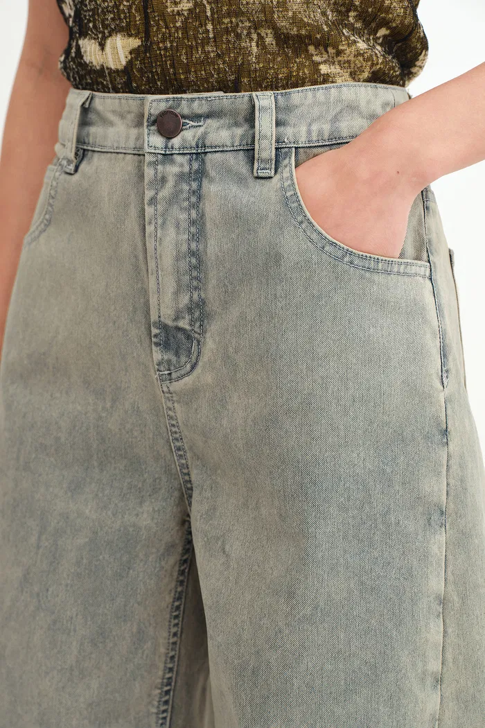 Thalia Devoré Jeans in Composite Denim - Image 4