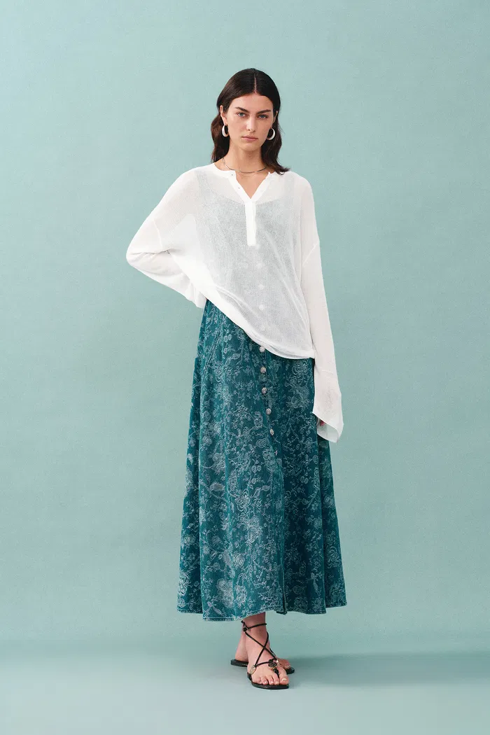 Tracy Buttoned Blouse in Tencel Silk Knit - Image 9