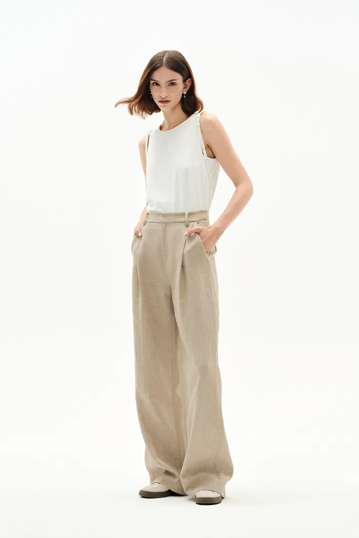 Troy Front Pleated Wide Leg Suit Pants in Dew Retted French Linen - Image 2
