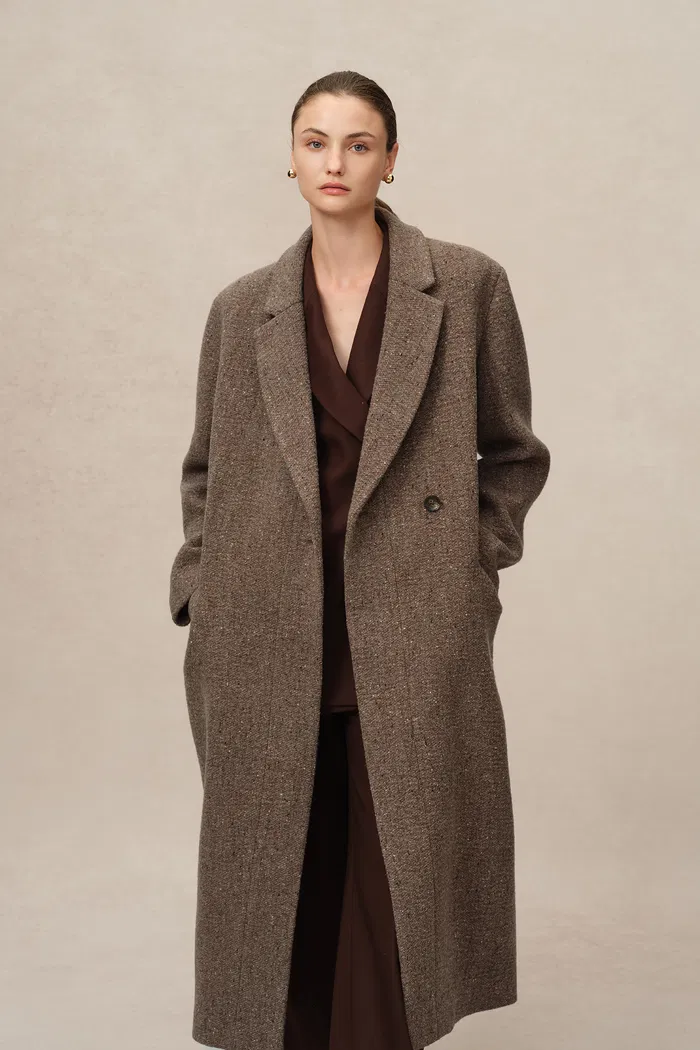 Uomo Asymmetric Coat in Merino Wool Tweed - Image 5