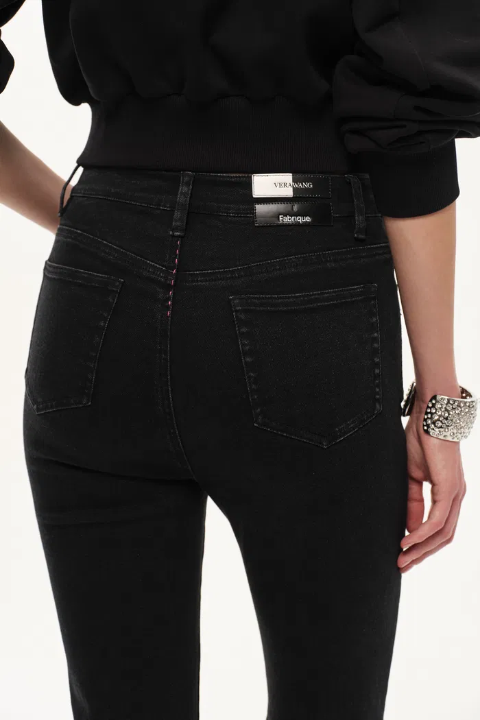 Vanguard Capri Jeans in Microelastic Denim - Image 6