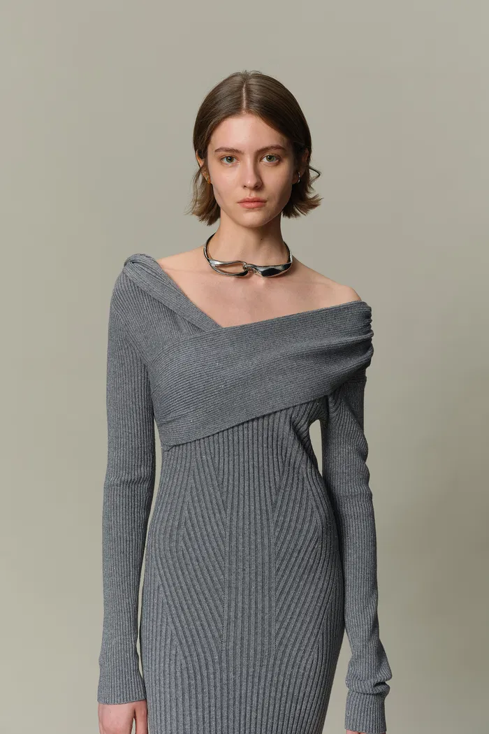 Veronica Fitted Dress in Anti-Pilling Knit - Image 7