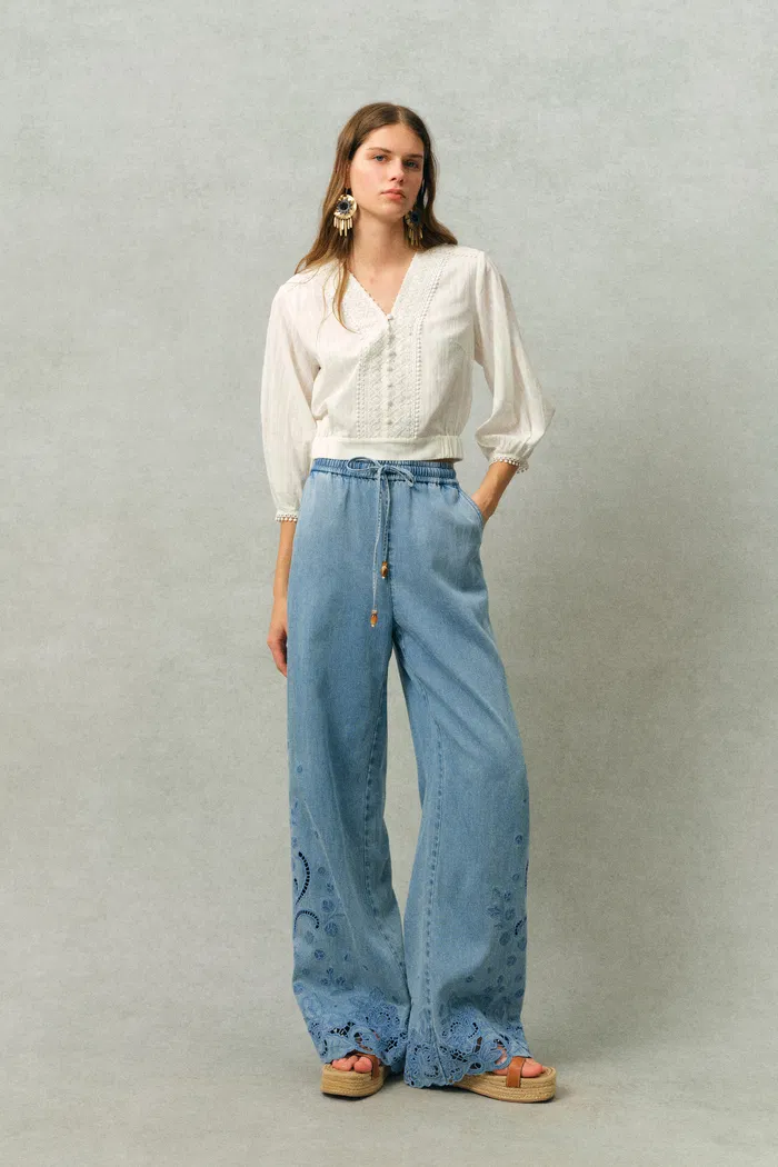 Vinetta Floral Embroidered Cut Out Jeans in Cotton-Linen Denim - Image 2