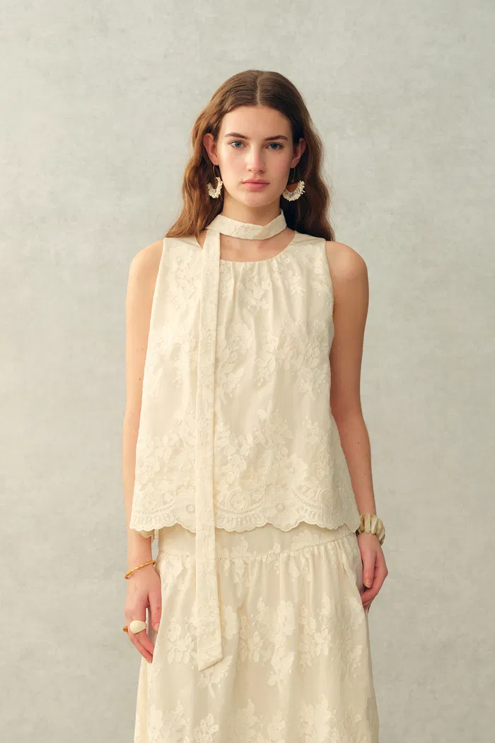 Viola Lace Ribbon Sleeveless Top in Tulle Embroidery - Image 4