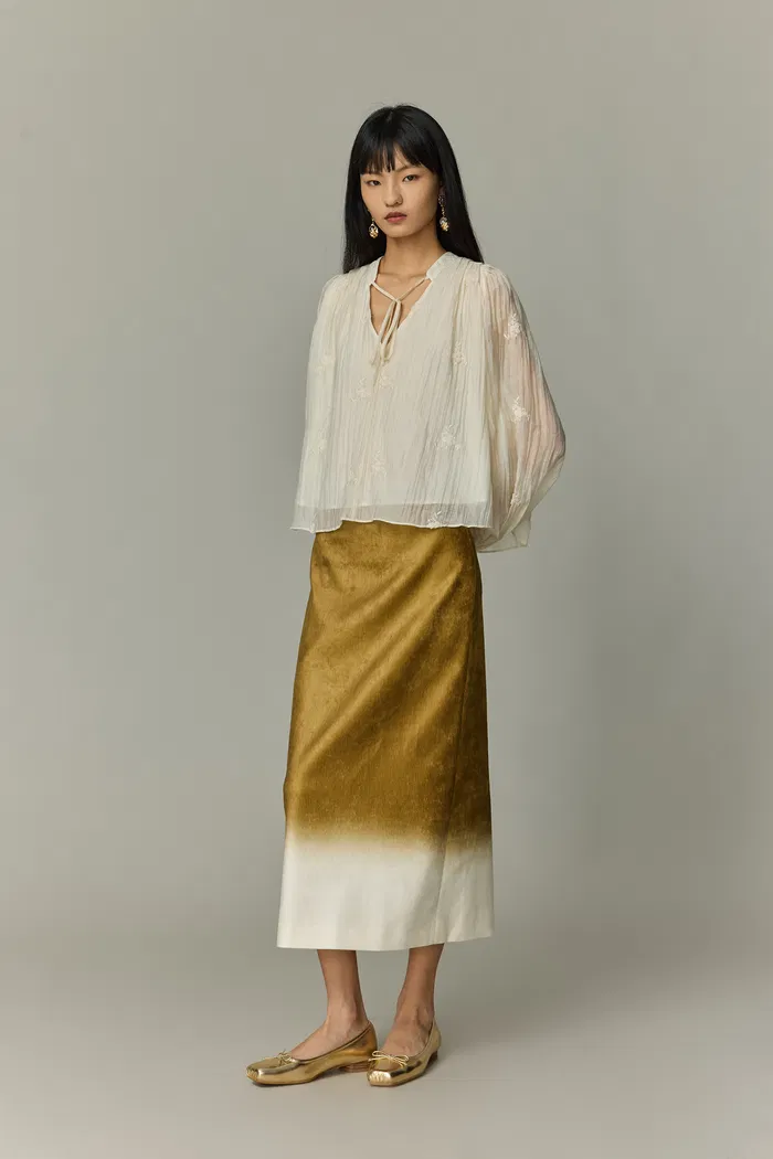 Virens Midi Skirt in Soft Velvet - Image 3
