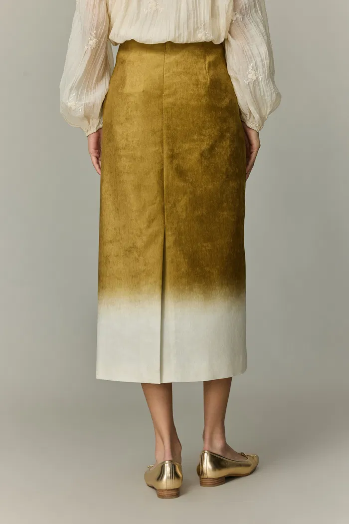 Virens Midi Skirt in Soft Velvet - Image 6