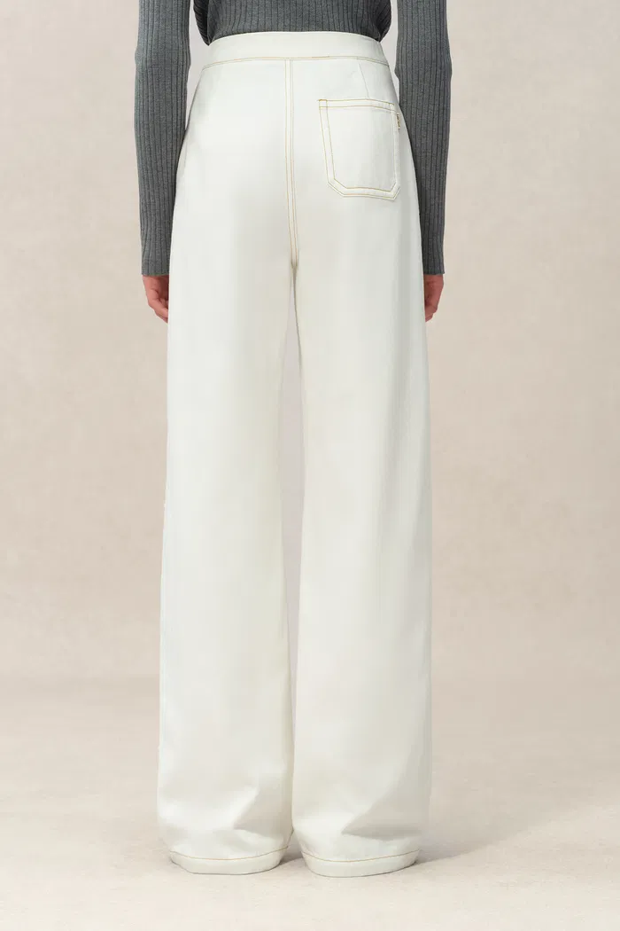 Vivian High Rise No Waistband Straight Leg Jeans in Lyocell Denim - Image 5