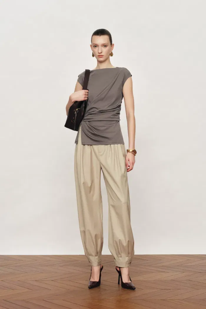 Wilderness Balloon-Leg Tailored Pants in Fine Acetate And Lamb Wool Blend - Image 4