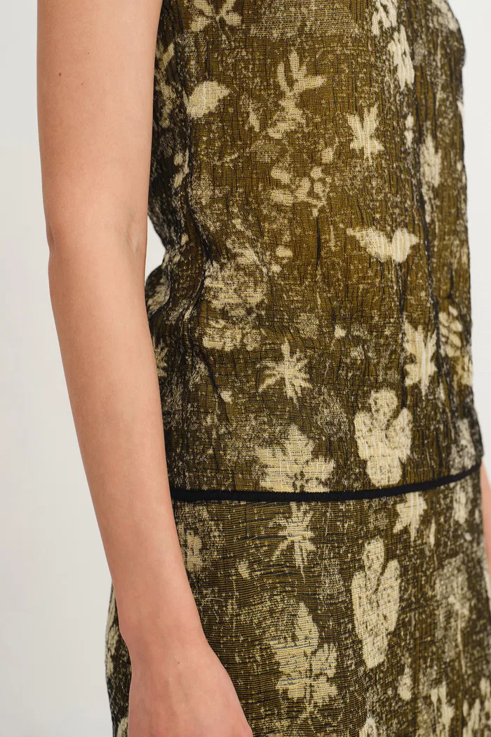 Wind Jacquard Sleeveless Top in Burnout Silk Georgette Knit - Image 8
