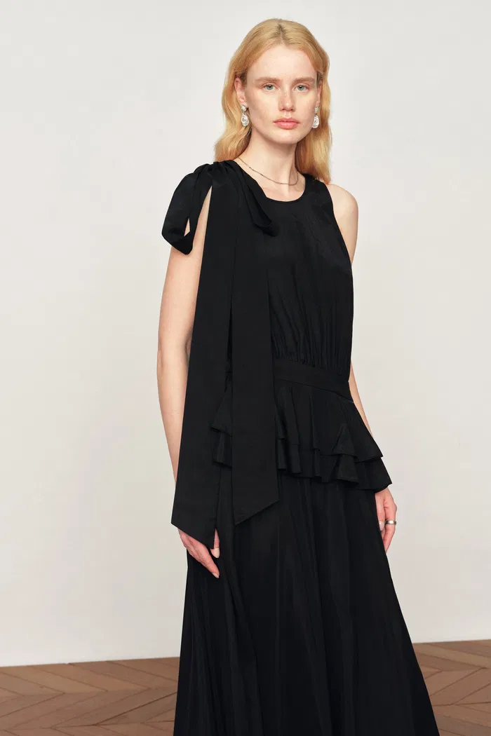 Yvonne Two Way Sleeveless Dress in Bubble Cotton - Image 4