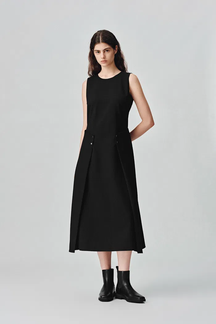 Zaha Pleated A-Line Midi Dress in Wool Blend - Image 3