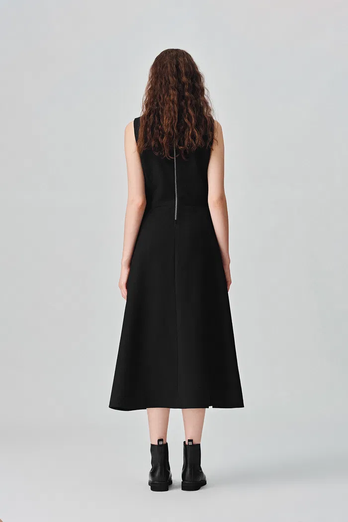 Zaha Pleated A-Line Midi Dress in Wool Blend - Image 4